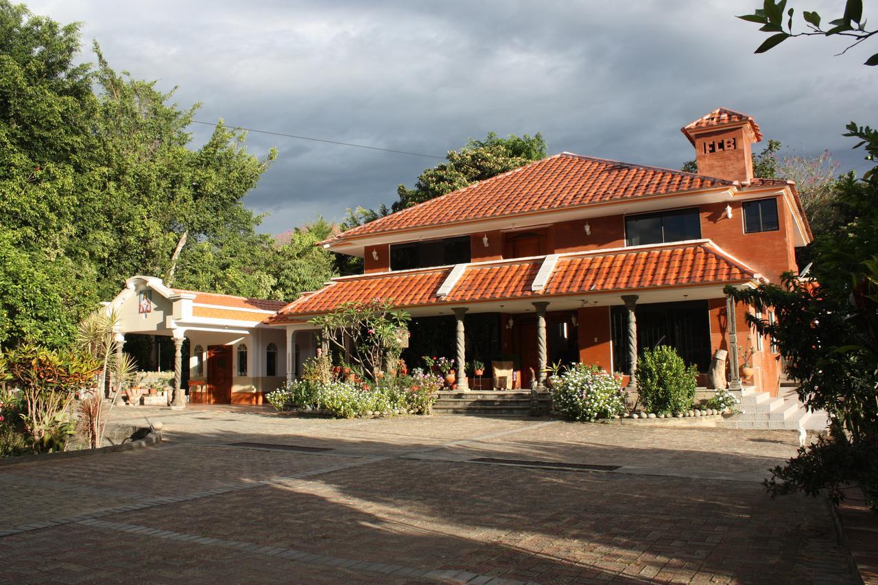 Garden House Hotel Вилкабамба Екстериор снимка